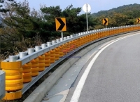 Hộ lan bánh xoay chất lượng cao, giá tốt
