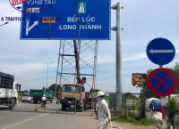 Những Yếu Tố Ảnh Hưởng Đến Giá Thành Biển Báo Giao Thông